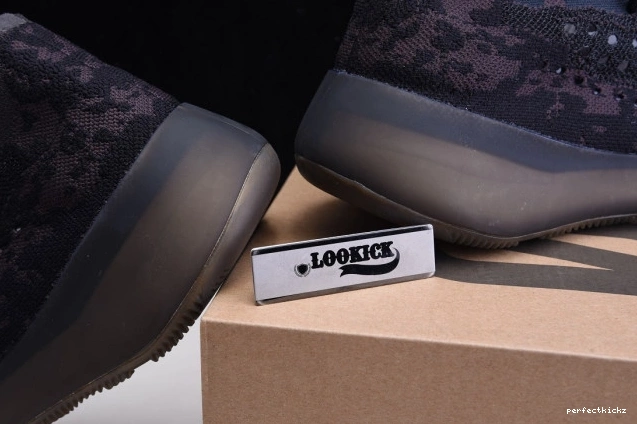 FZ1270 Boost Yeezy Onyx 380 Adidas 0818